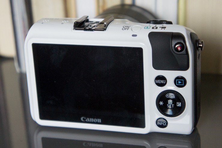Canon EOS-M (3).jpg